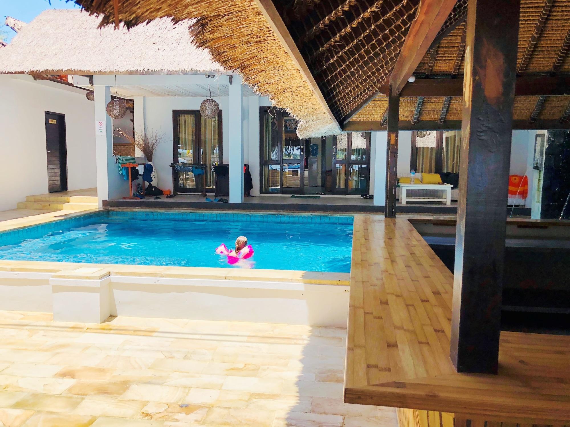 Samba Villas Beachfront View Τζίλι Τραγουανγκάν Εξωτερικό φωτογραφία