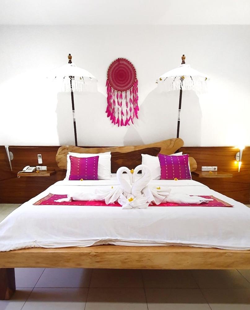 Samba Villas Beachfront View Τζίλι Τραγουανγκάν Εξωτερικό φωτογραφία